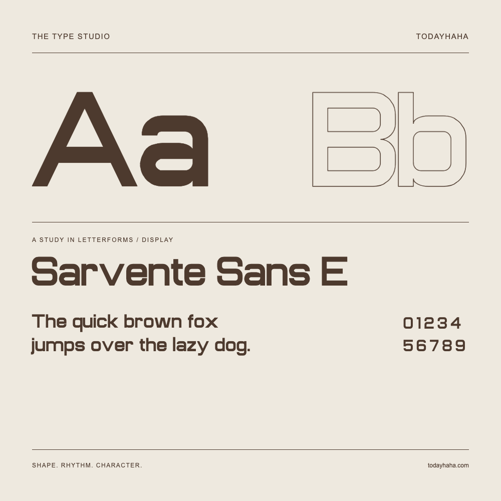 Sarvente Sans E — Buchstabenstudie mit Beispielsatz und Ziffern